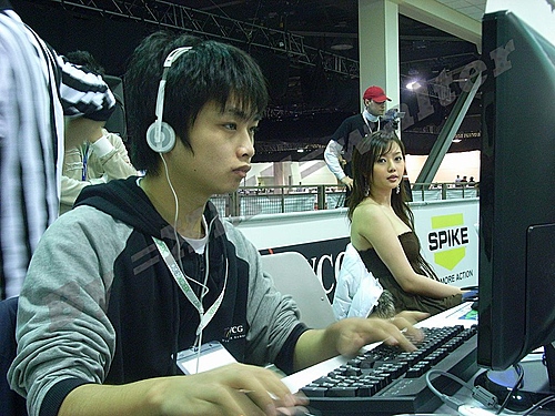 中国电子竞技标志性选手李晓峰