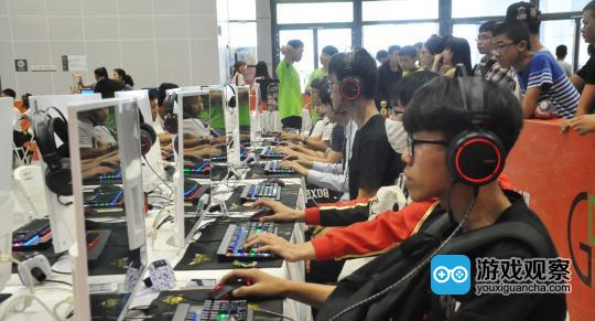 首届中国—东盟博览会动漫游戏展现场进行的电子游戏竞技比赛