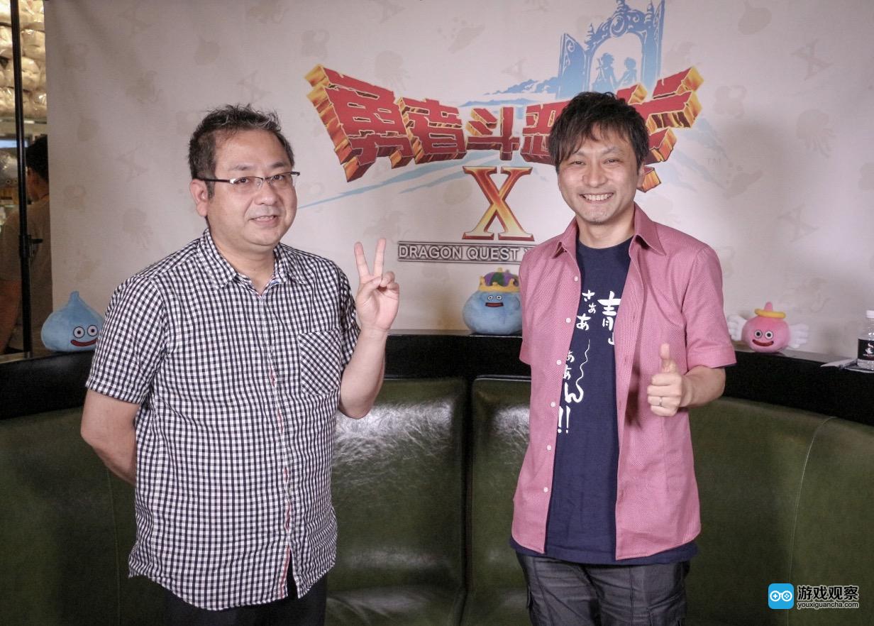 《DQX》制作人齐藤阳介(左)和《DQX》技术总监青山公士(右)