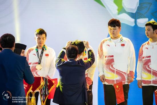 中国《王者荣耀》国际版战队勇夺亚运会电竞首金