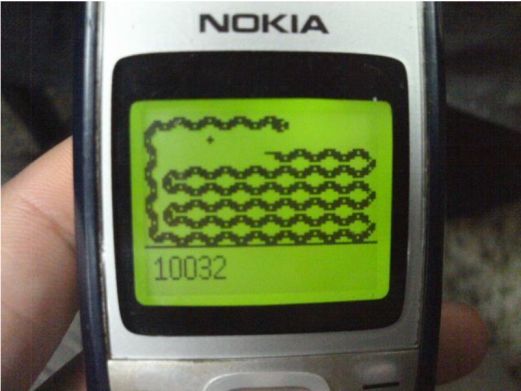 以前诺基亚手机上的贪吃蛇游戏